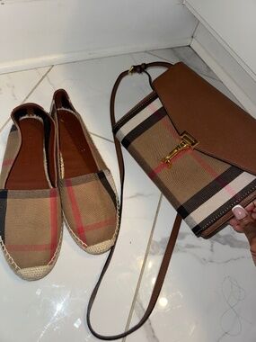 Burberry BUNDLE - Espadrilles and Matching Bag
